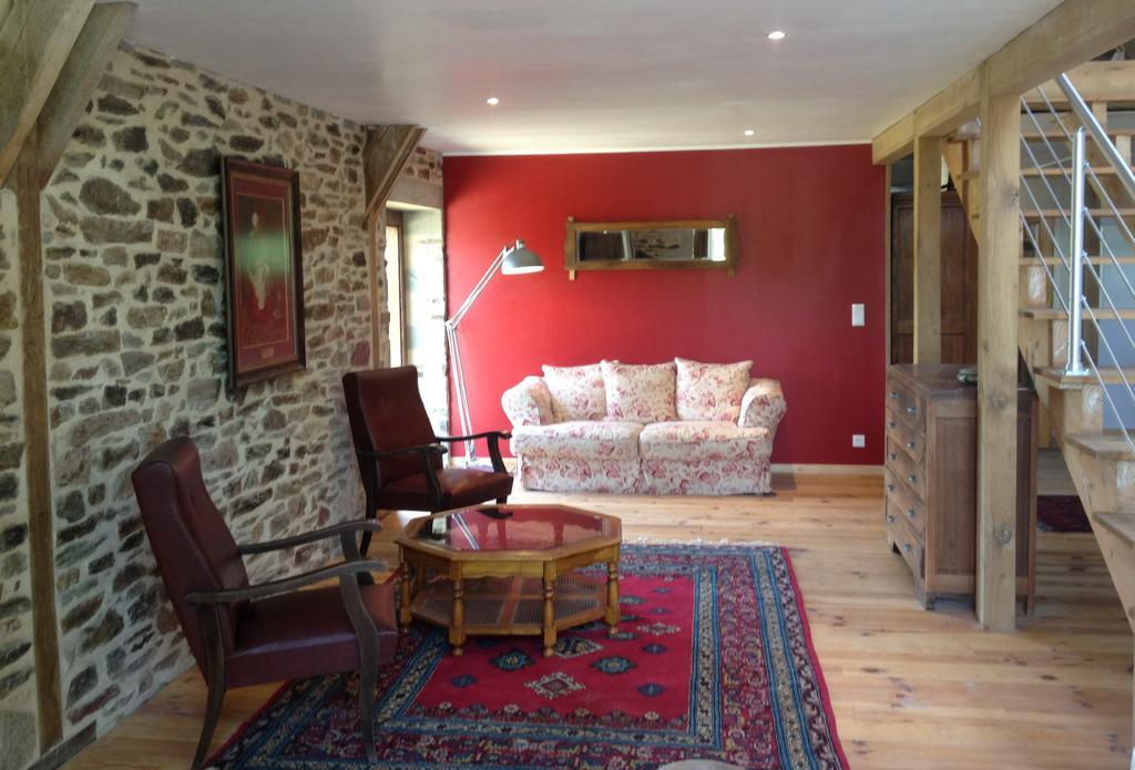 Chambres D'Hotes Le Bouleau Goutrens ภายนอก รูปภาพ